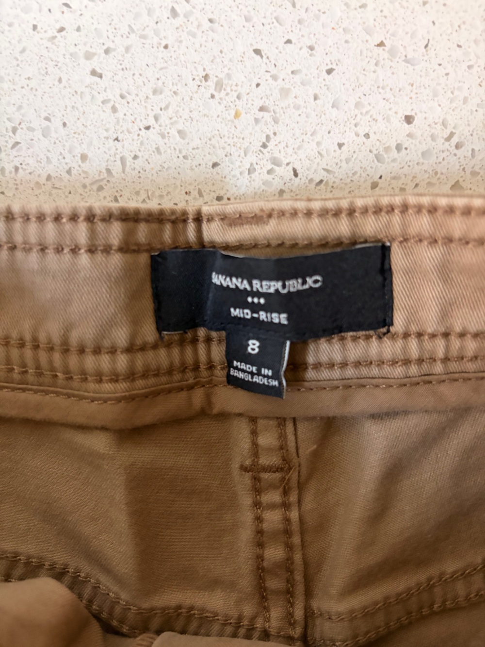 Banana Republic Women’s Khaki Tan Chinos - Picture 4 of 4